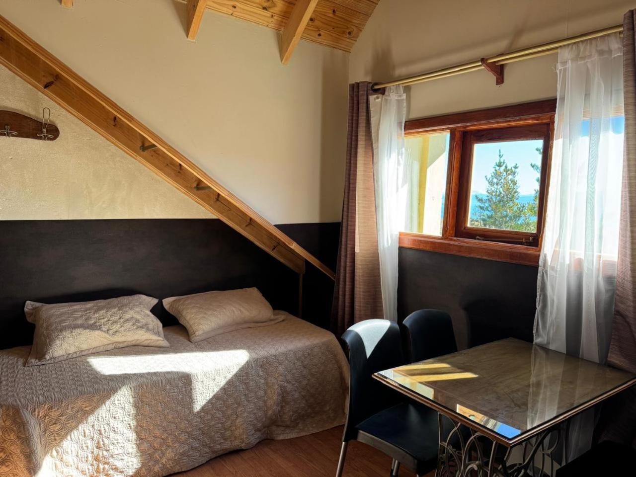 Meulen Hosteria Y Apart El Calafate Buitenkant foto